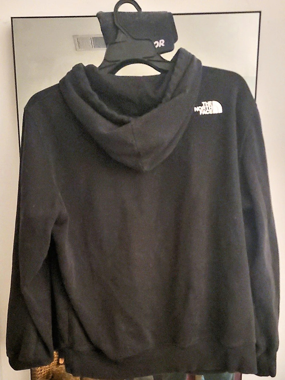 The North Face Men's Evolution Mountain Bear Hoodie Black